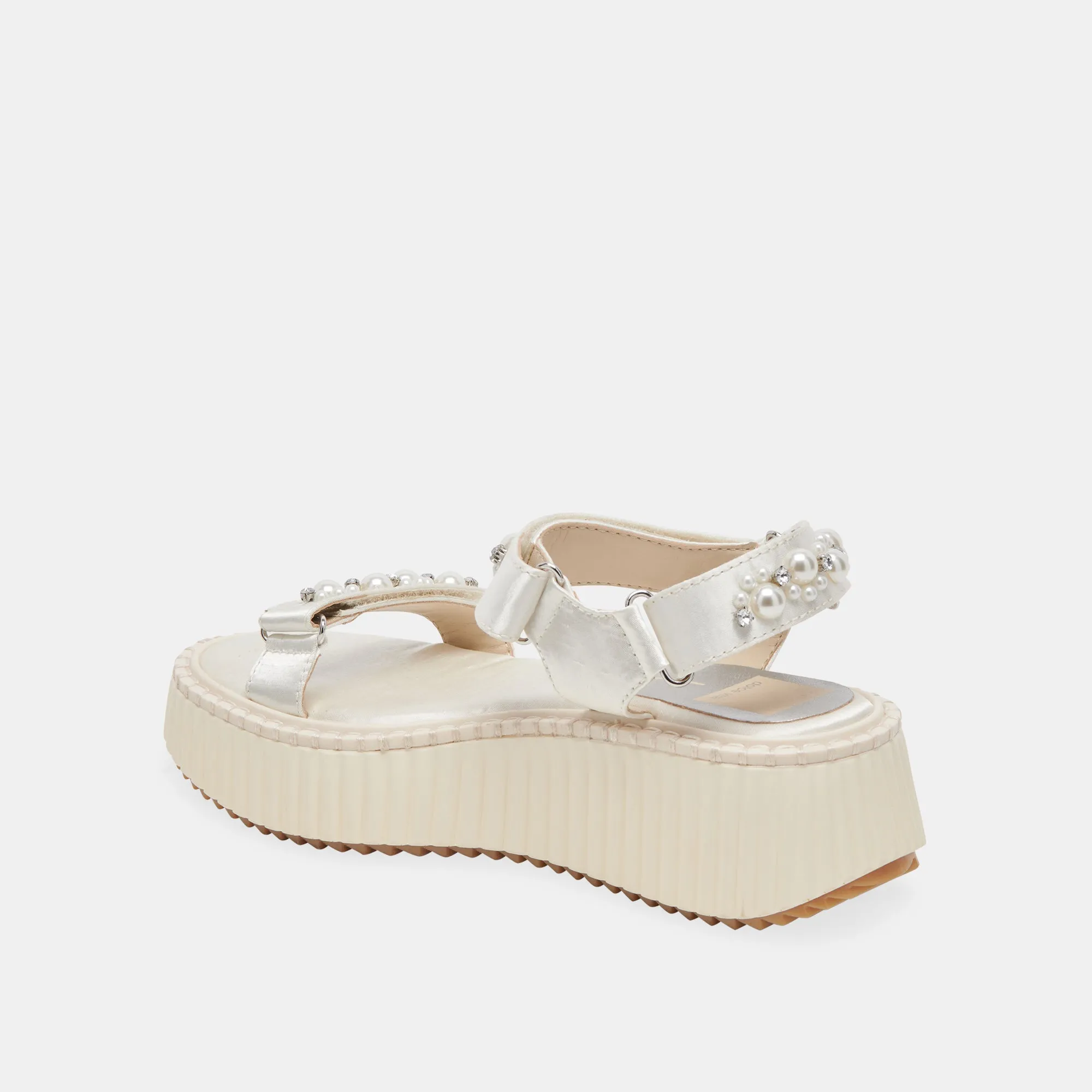 DEBRA PEARL SANDALS VANILLA PEARLS