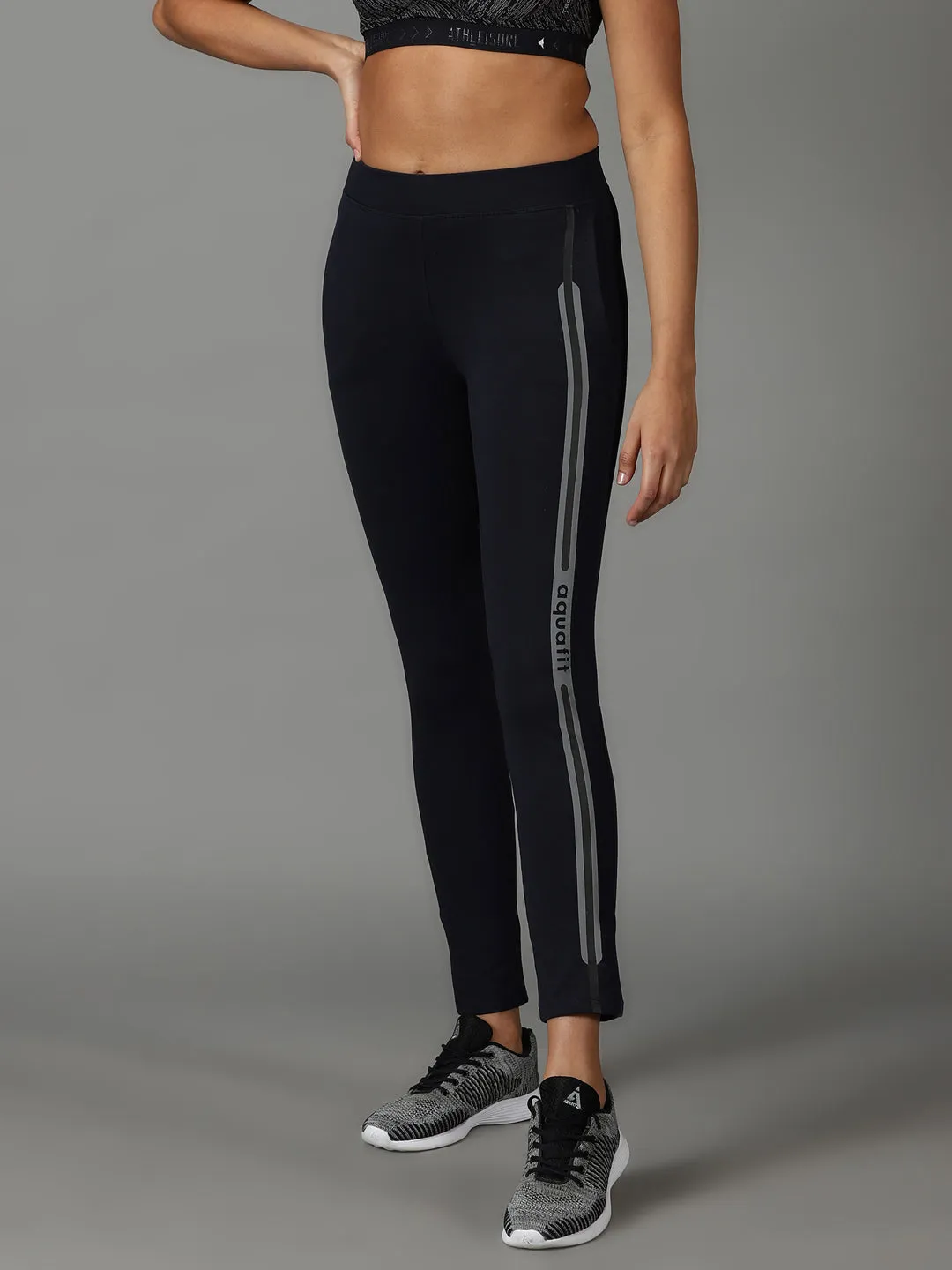 Women's Navy Blue Solid Track Pant