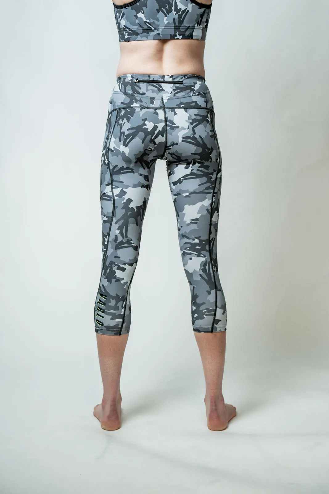 Women's Phantom 3/4 Leggings